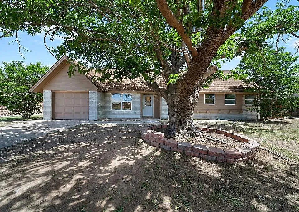 2503 Lynn Dr