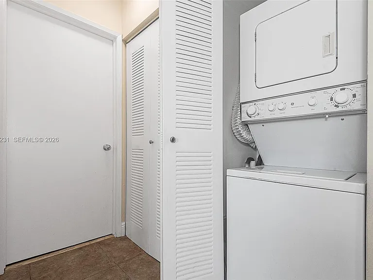 3300 NE 192nd St #711 — Photo 24
