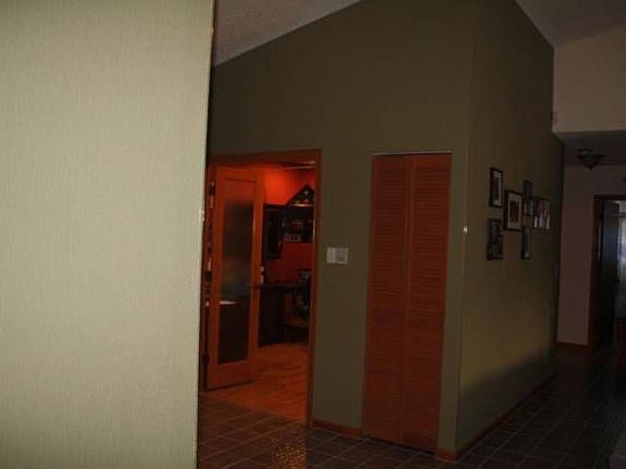 Hall to Office/Bdrm4