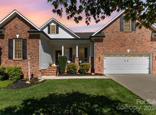 133 Donsdale Dr, Statesville, NC 28625