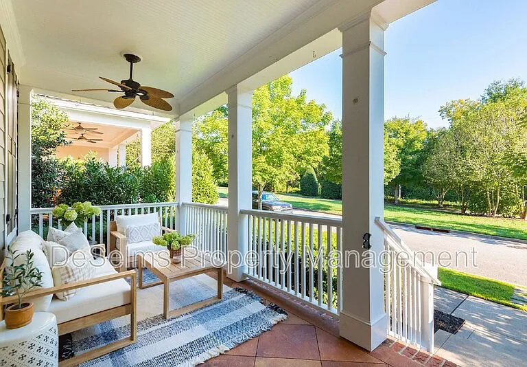 444 Wiregrass Ln — Photo 9