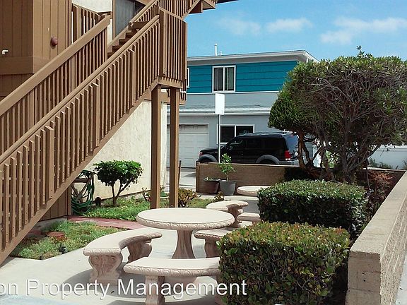 3rd image of 822 San Gabriel Pl #102