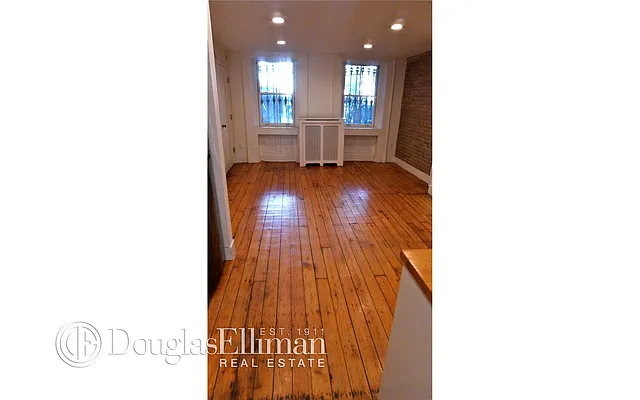 Rented by Douglas Elliman | media 38