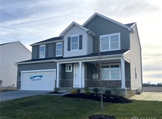 514 Red Maple Ln, Wilmington, OH 54177