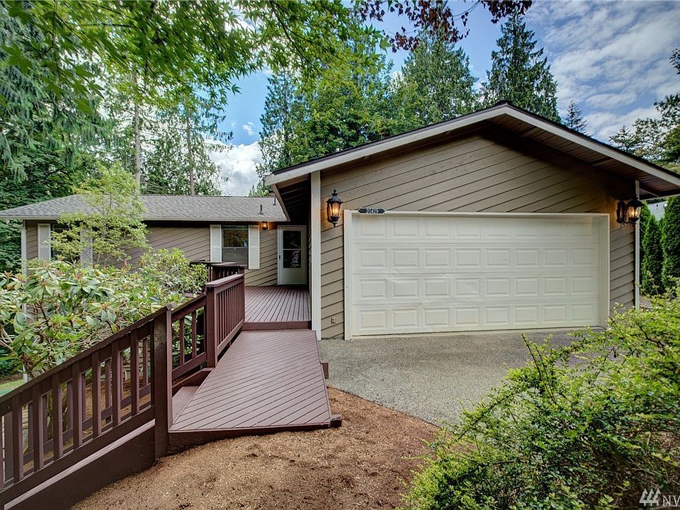 1st image of 20429 NE 3rd St