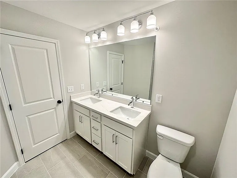 118 Bluffington Way — Photo 11
