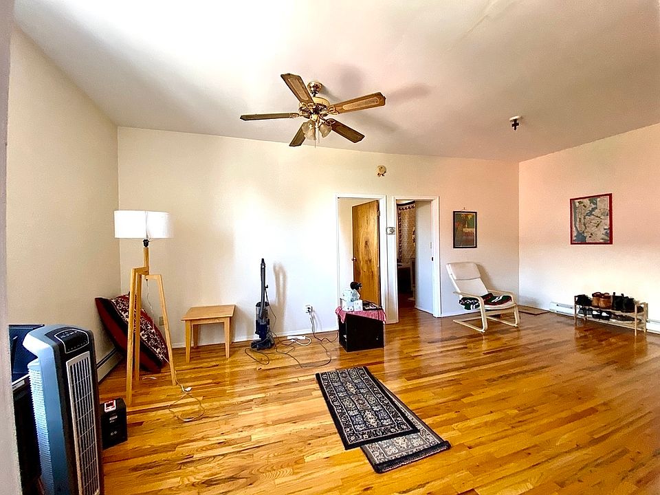 1st image of 725 6th Ave #3R