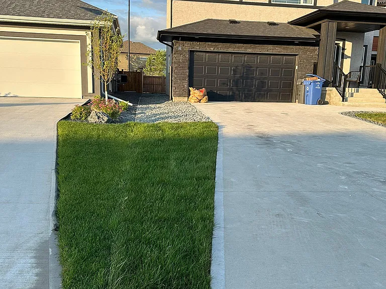 343 Yellow Moon Cres — Photo 21