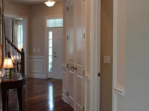 4th image of 4421 Yellow Wood Dr