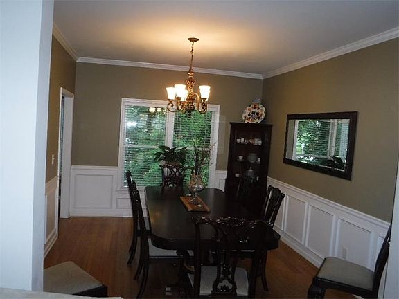 2nd image of 2761 Stewart Ct