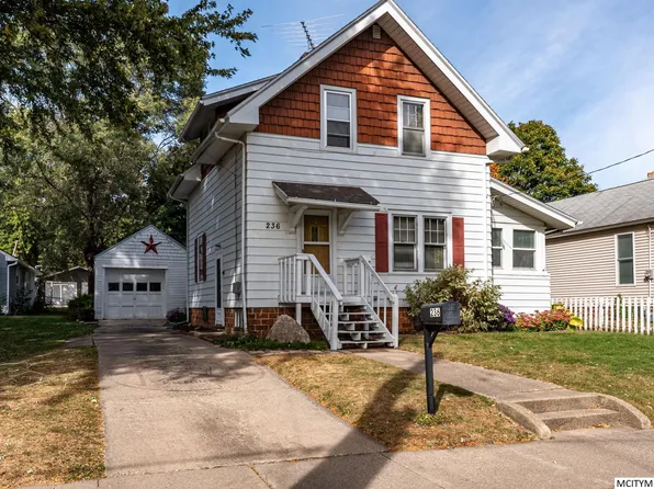 236 21st St SE, Mason City, IA 50401