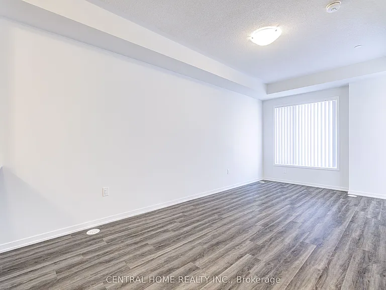 130 Honeycrisp Cres #Townhouse 312 — Photo 7