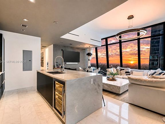 2nd image of 1451 Brickell Ave #4304