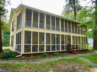 1428 Winnie Pl, Edgewater, MD 21037