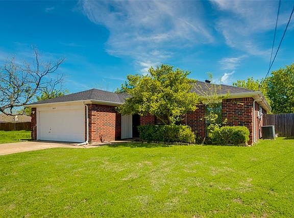 2nd image of 7814 Creek View Dr