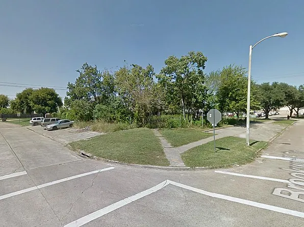 12836 Newbrook Dr, Houston, TX 77072