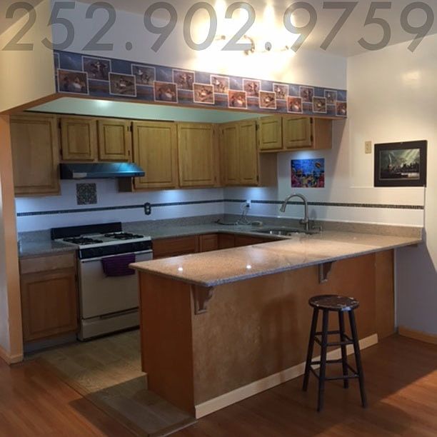1st image of 326 Palmetto St