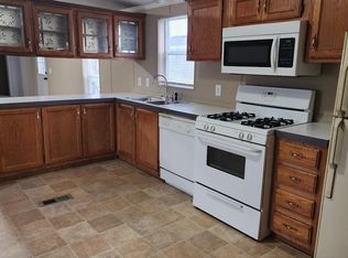 1053 Wheatridge Ct, Burton, MI 48509