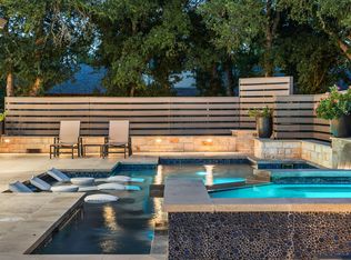 425 Bunker Ranch Blvd, Dripping Springs, TX 78620