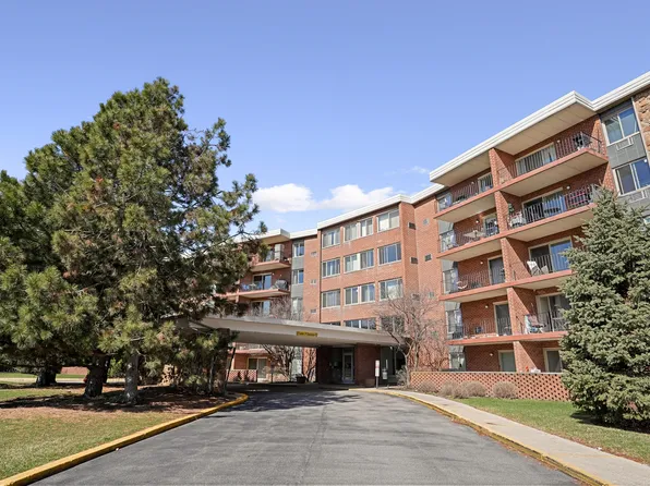 16 E Old Willow Rd APT 223S, Prospect Heights, IL 60070