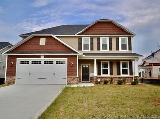 5219 Riva Ridge Ln, Hope Mills, NC 28348