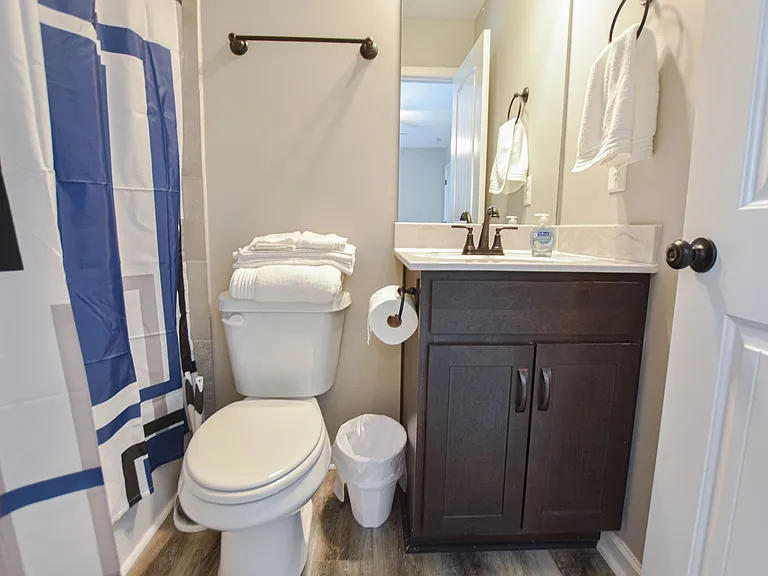 219 Smithson Ln — Photo 26