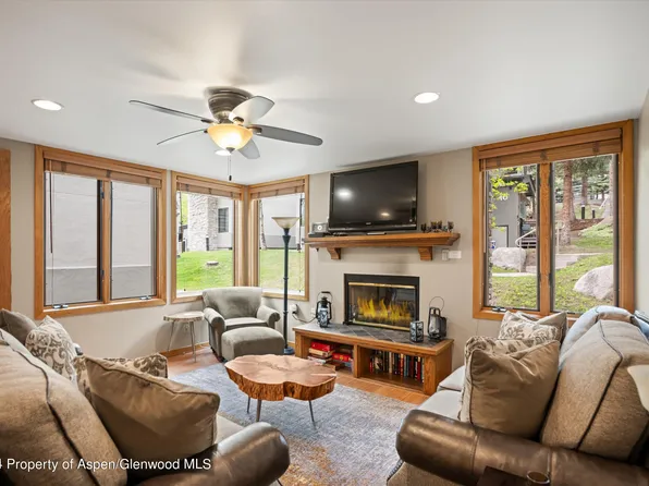 135 Carriage Way #14, Snowmass Village, CO 81615