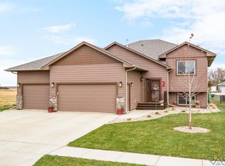 1600 S Kathryn Ave, Sioux Falls, SD 57106
