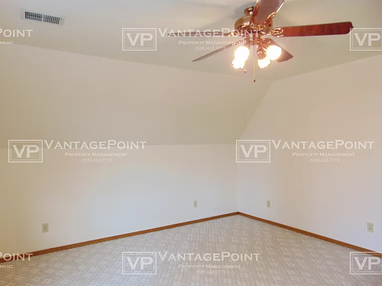 114 N Ontario St — Photo 8
