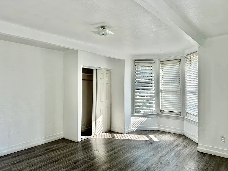 2037 Pacific Ave #A — Photo 6