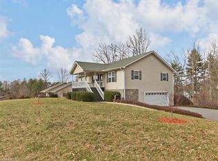 45 Chickwood Trl, Weaverville, NC 28787