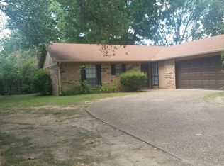 209 Fairway Dr, Conway, AR 72034