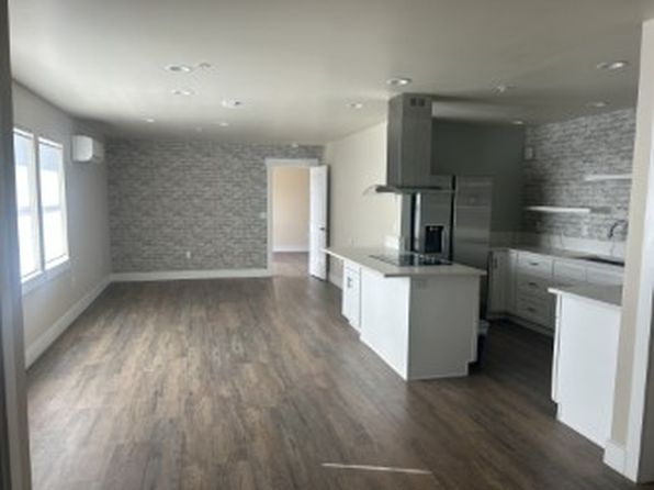 9750 NE Fox Farm Rd APT 1