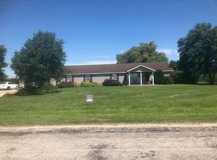 4210 E Airport Rd, Urbana, IL 61802