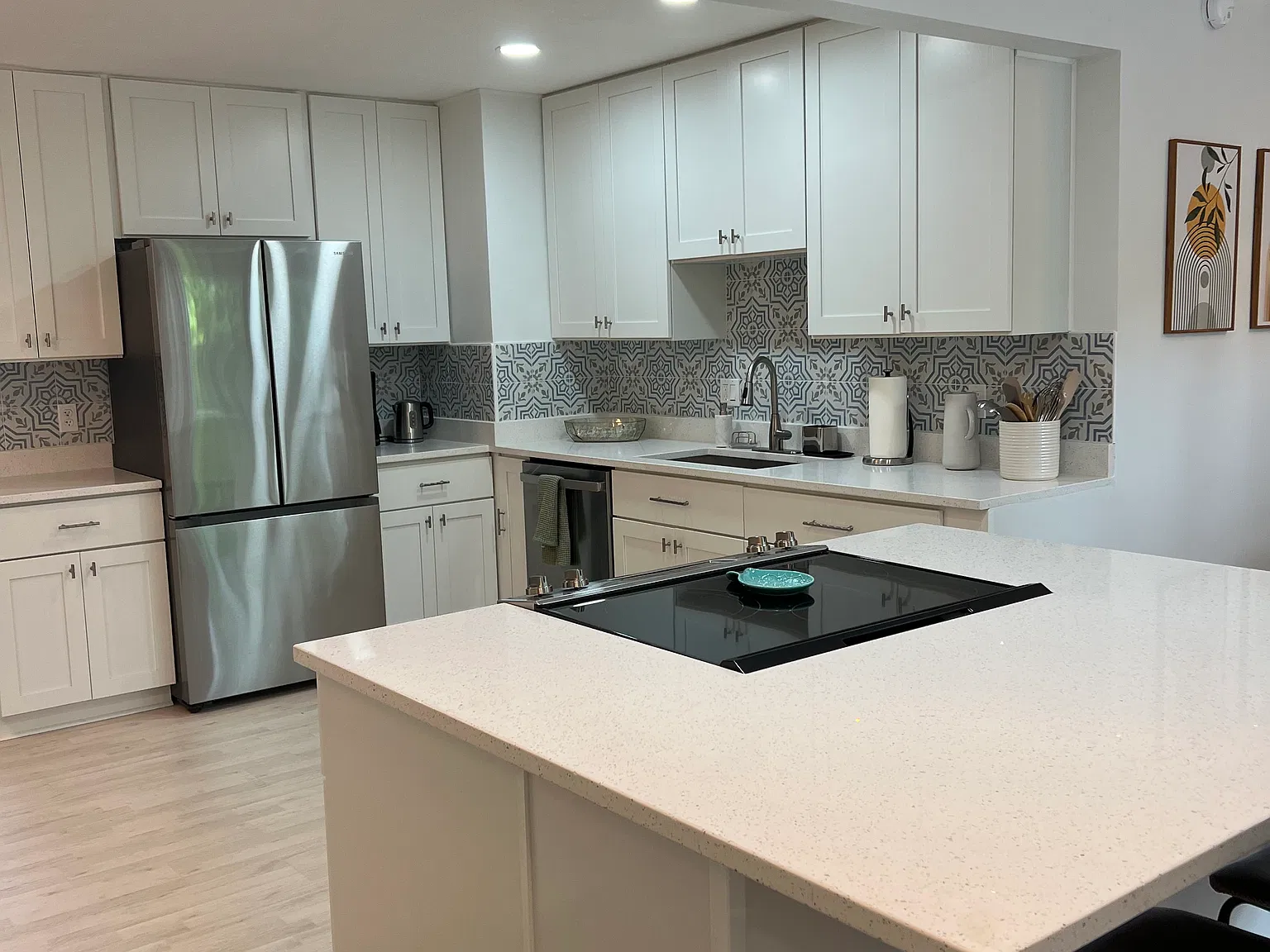 2 bed, 1120 sqft, $3,600 — Photo 3