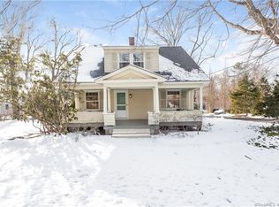 46 E Wharf Rd, Madison, CT 06443