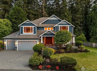 9545 NE Idel Weis Ct, Bainbridge Island, WA 98110