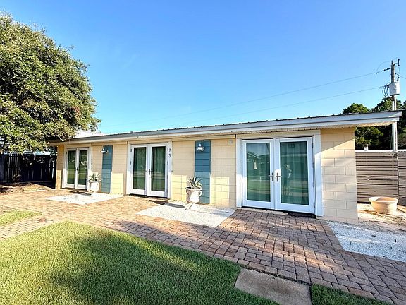 3rd image of 73 E Seahorse Cir