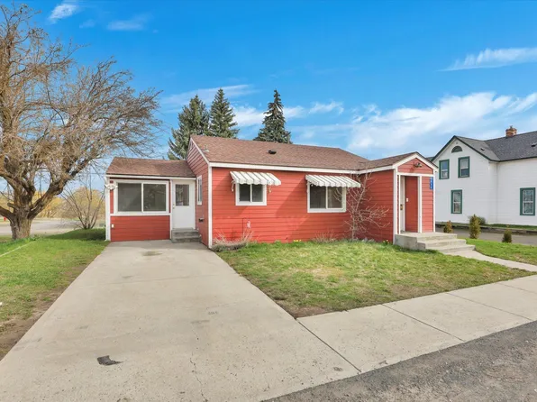 1032 Morgan St, Davenport, WA 99122