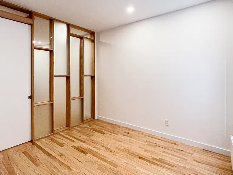 200 Mott St #12A — Photo 7