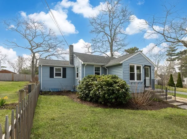 33 Nickerson St, Plymouth, MA 02360