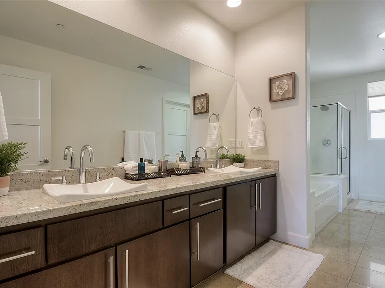 4820 Bellflower Ave #403 — Photo 20