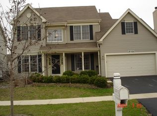 39W426 W Mallory Dr, Geneva, IL 60134