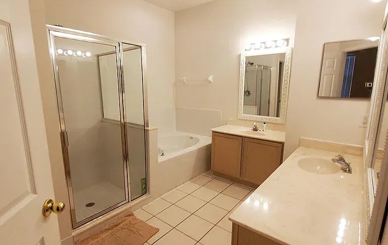 4629 Riverton Dr — Photo 17