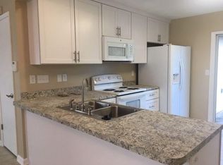 3929 Bent Grass Rd, Jacksonville, FL 32210