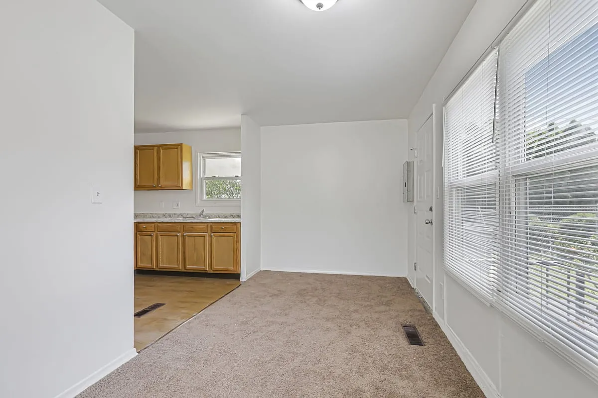 7399 Wollam Ave — Photo 2