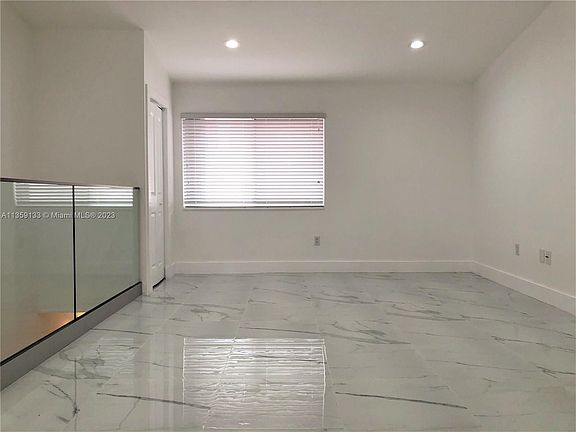 4th image of 8033 Lake Dr APT 203