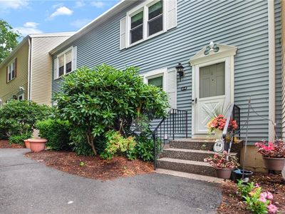 55 Mill Plain Rd #16-4, Danbury, CT, 06810