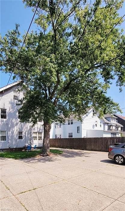 1st image of 9807 Clifton Blvd #3