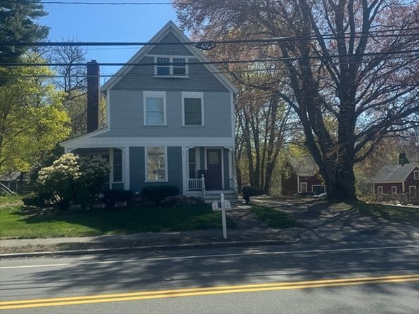 89 Main St, Rowley, MA 01969